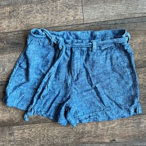 Linen shorts